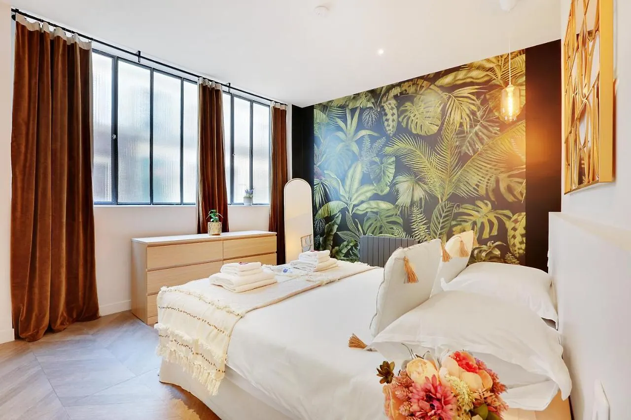 Διαμέρισμα Spacious Apart - 4Br-10P - Place De La Republique Παρίσι Γαλλία